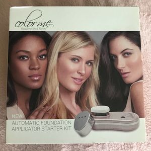 Color Me Automatic Foundation Applicator